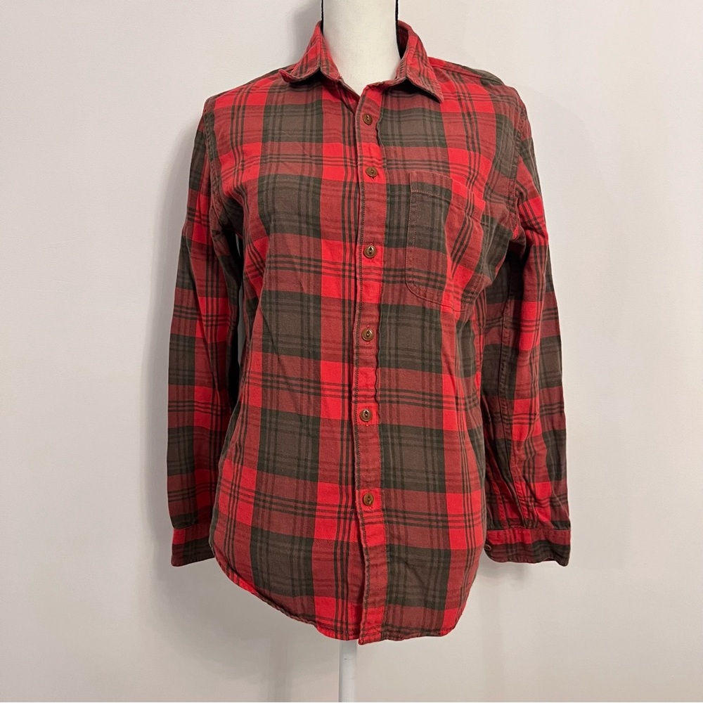 J Crew Button Up Shirt Men's Small Plaid Red Sportsmen's Outfitter Long Sleeves